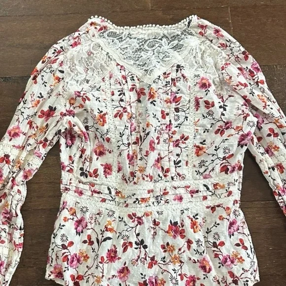 Anthropologie-Floral lace long sleeve blouse-Size 4-EUC - Picture 6 of 13
